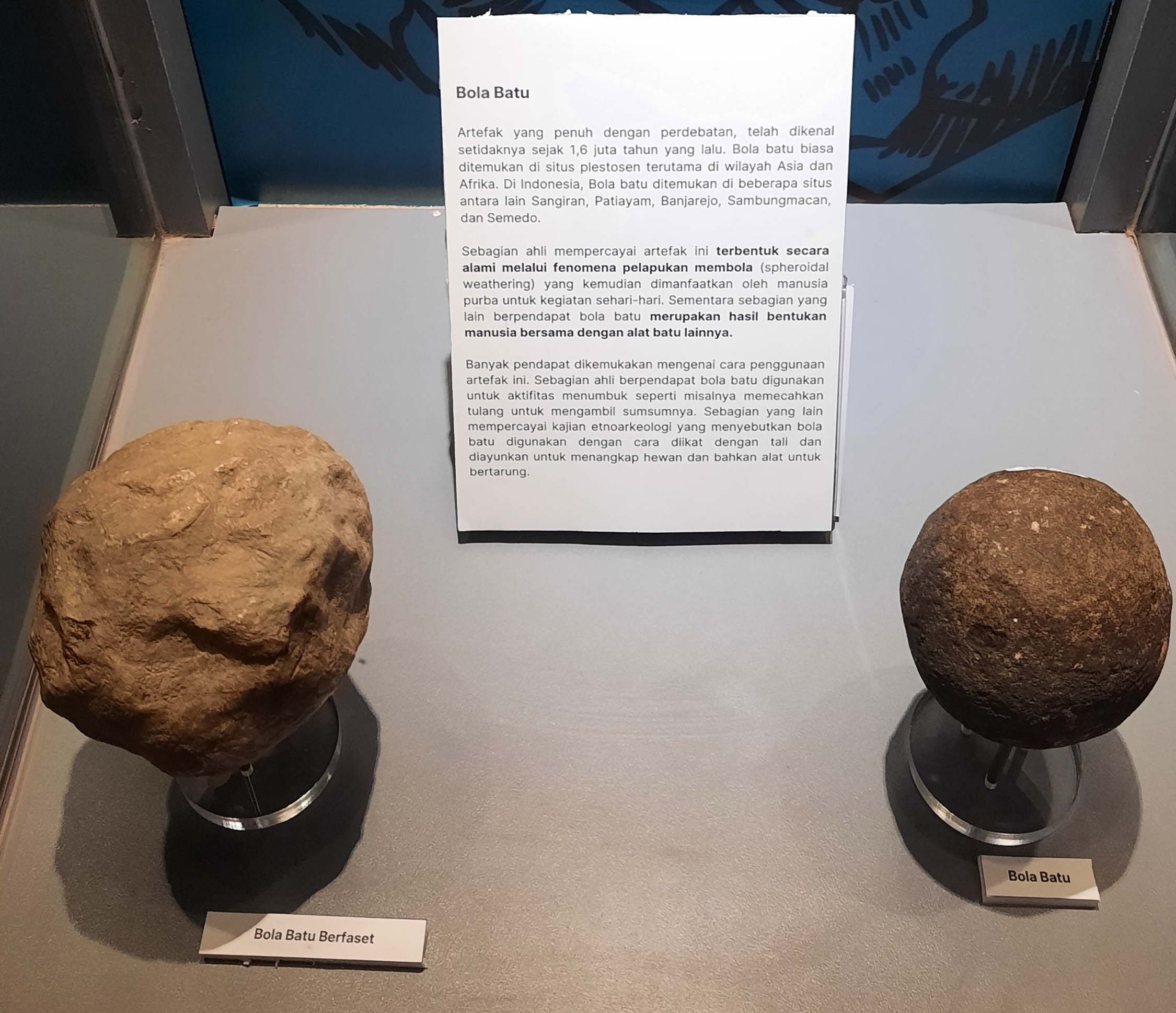 Bola Batu